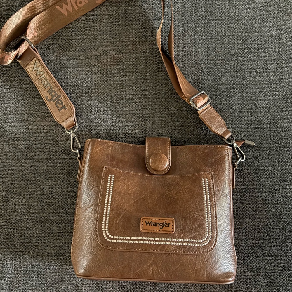 Wrangler Tan Leather Messenger Bag